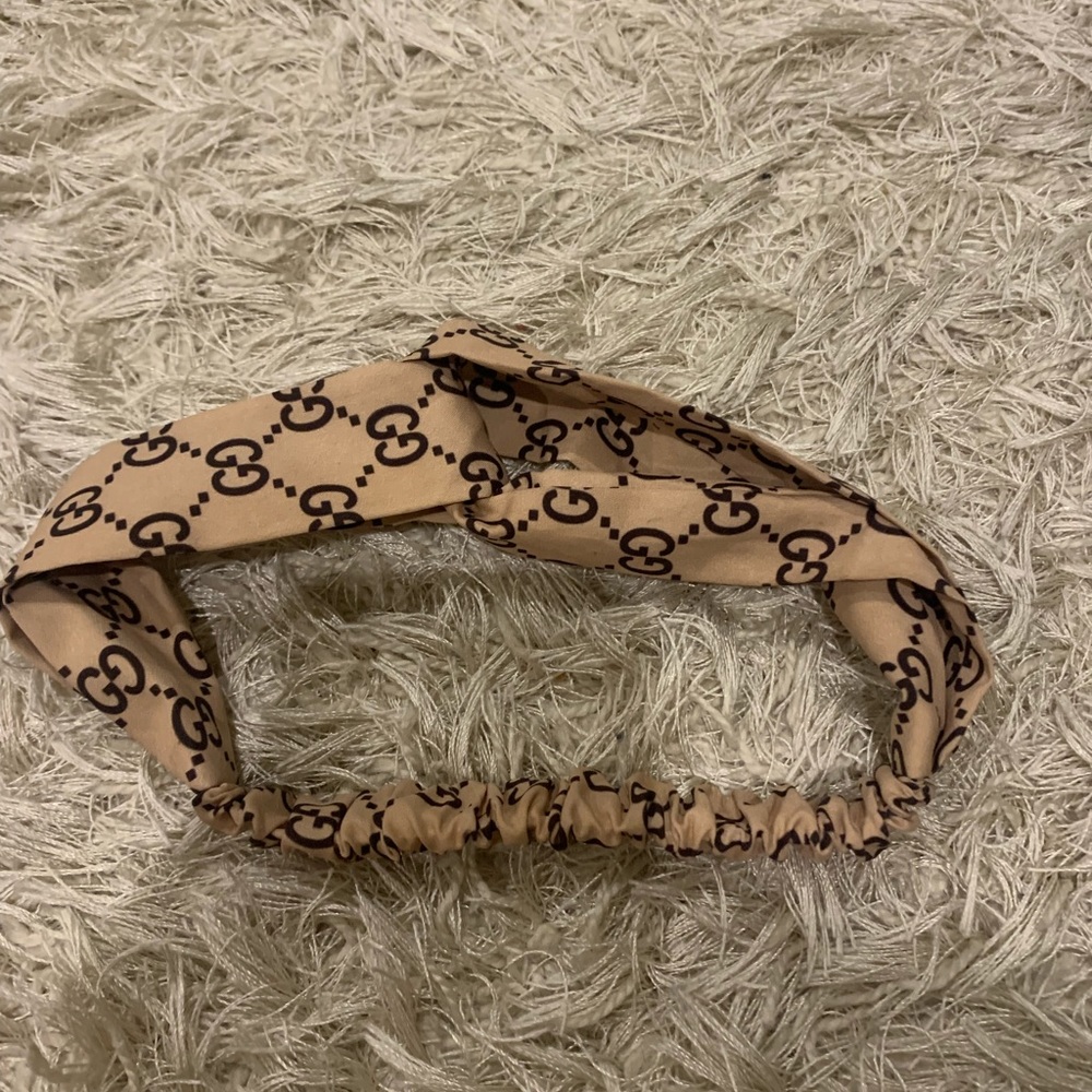 Gucci headband